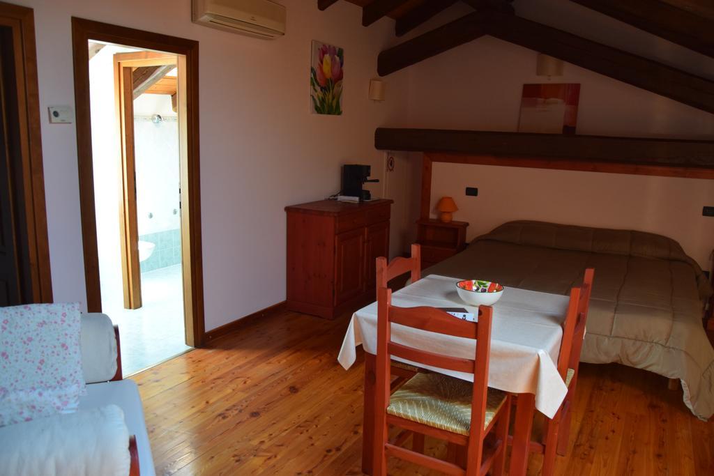 Agriturismo Domus Rustica Cormòns Chambre photo